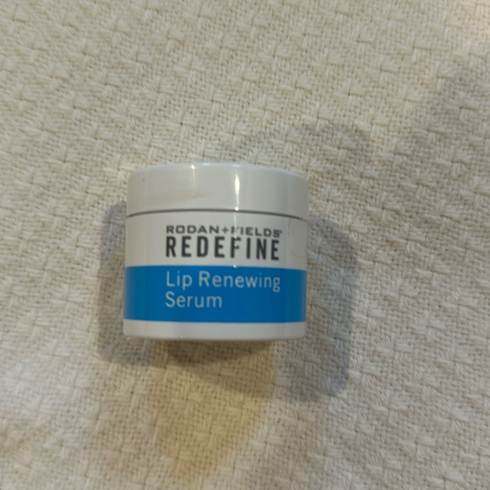 Rodan and Fields Lip Renewing Serum